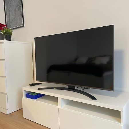 Charming Apartment Near City Center Vienna Esterno foto