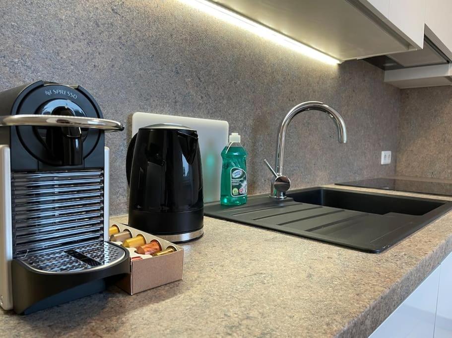 Charming Apartment Near City Center Vienna Esterno foto